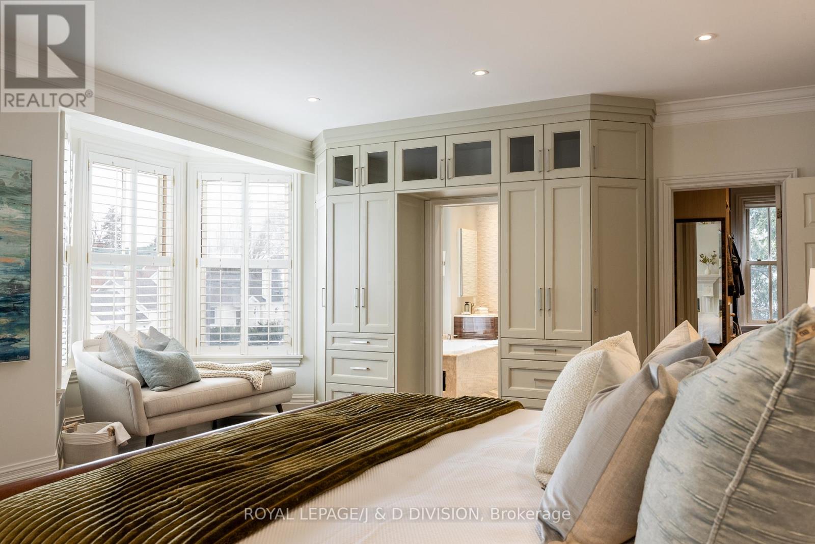 85 Joicey Boulevard, Toronto, Ontario  M5M 2T4 - Photo 22 - C12125774