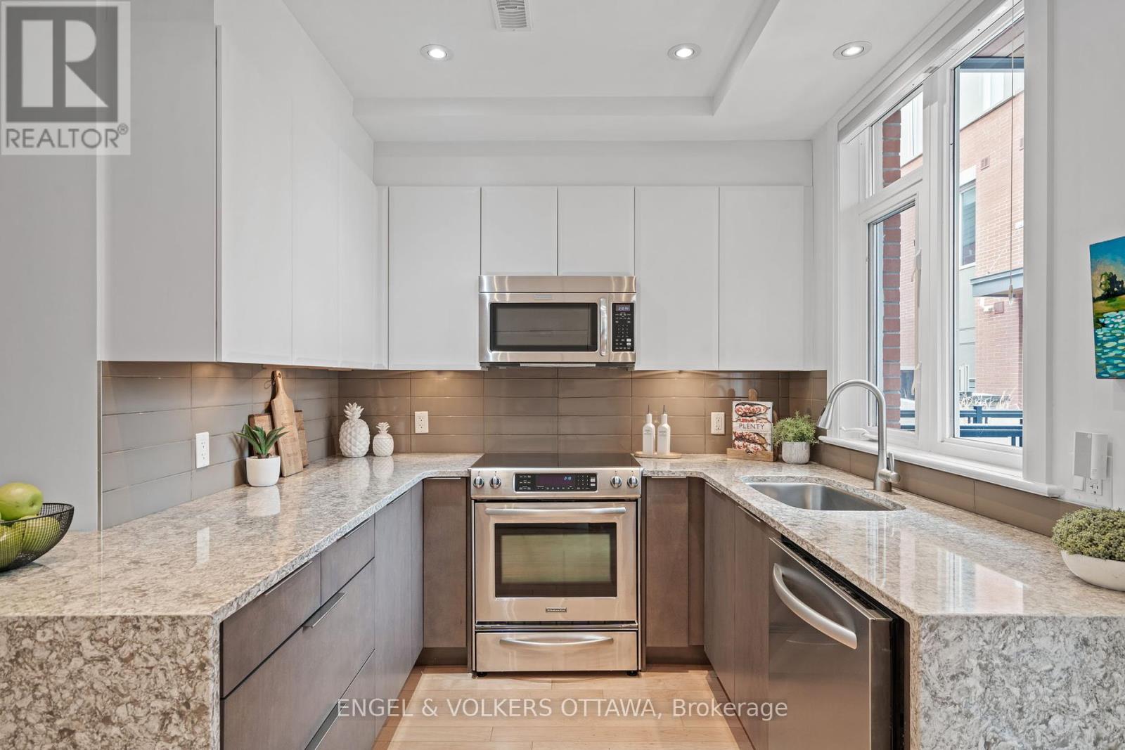 Property at 453 EDISON AVENUE image 3