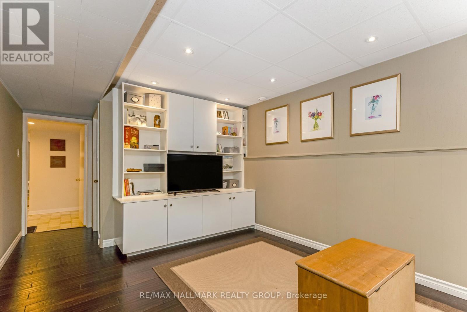 29 Mulvagh Avenue, Ottawa, Ontario  K2E 6M8 - Photo 24 - X12127414