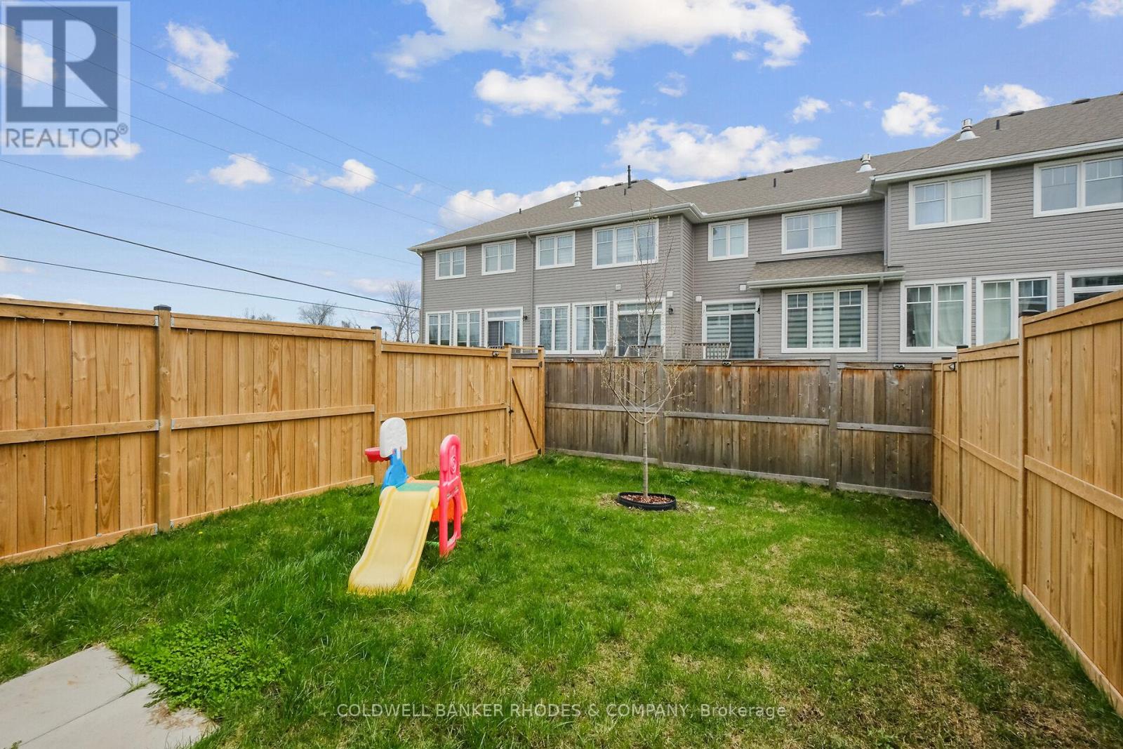 543 Muscari Street, Ottawa, Ontario  K1T 0S3 - Photo 42 - X12127432