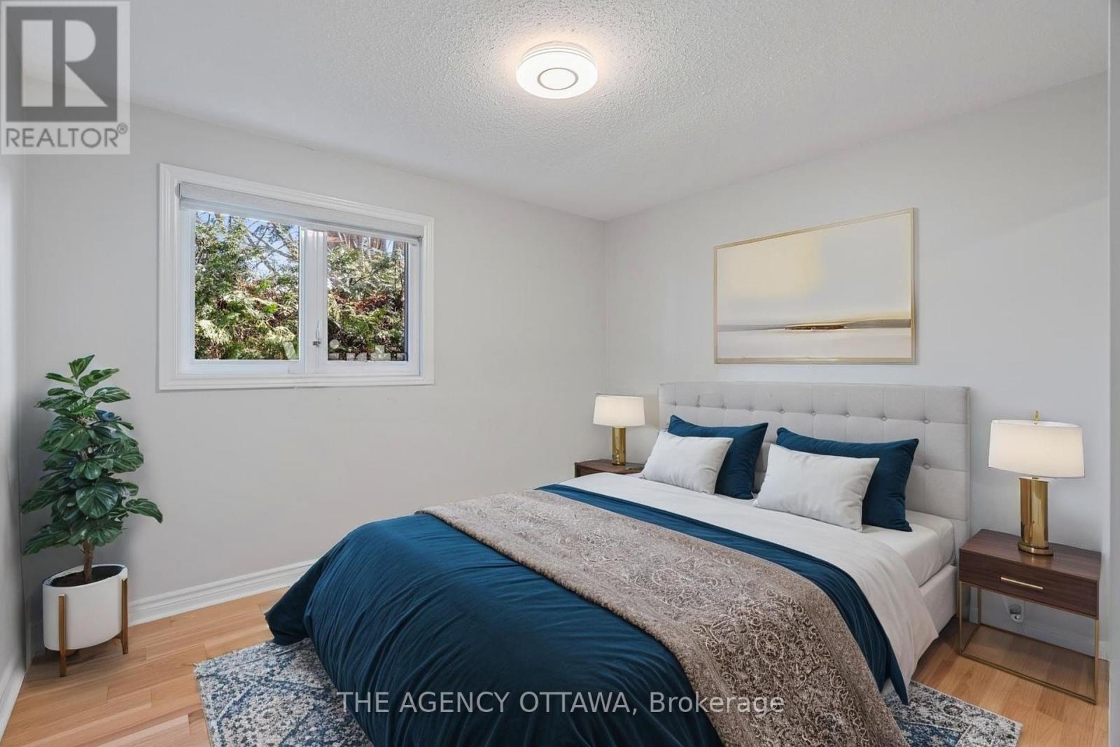 32 Alderbrook Drive, Ottawa, Ontario  K2H 5W5 - Photo 15 - X12127447