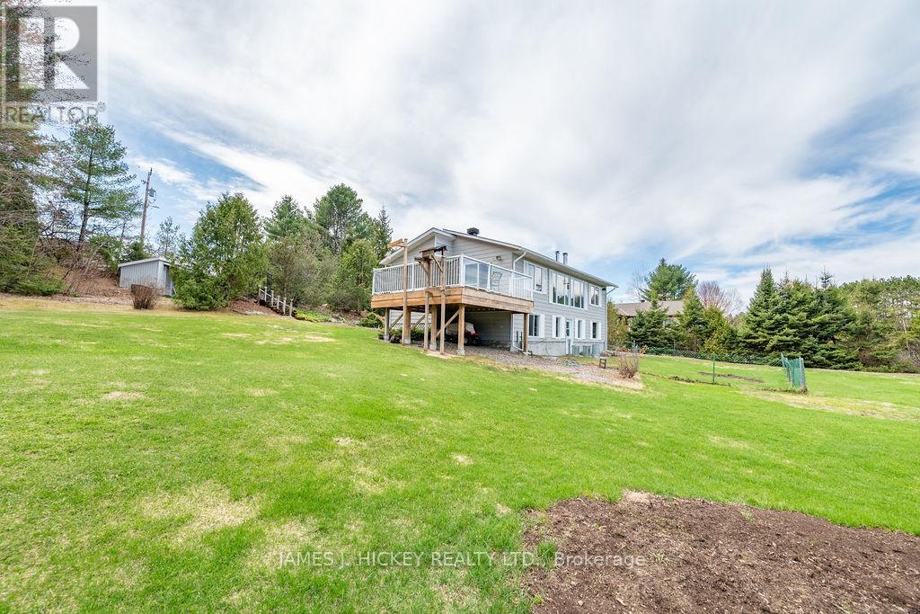 532 Edgewater Way, Head, Ontario  K0J 2B0 - Photo 38 - X12127485