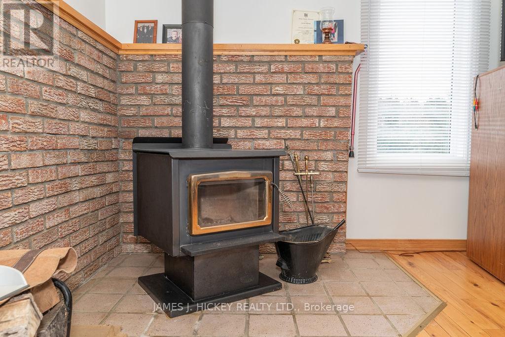 532 Edgewater Way, Head, Ontario  K0J 2B0 - Photo 6 - X12127485