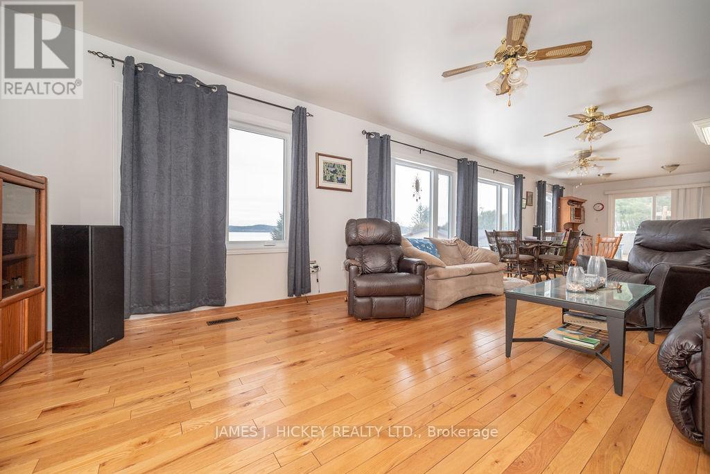 532 Edgewater Way, Head, Ontario  K0J 2B0 - Photo 7 - X12127485
