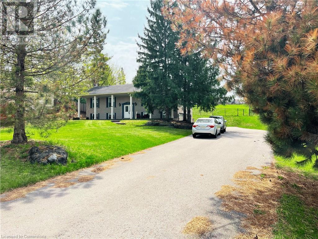 Property at 231 FREELTON Road image 2