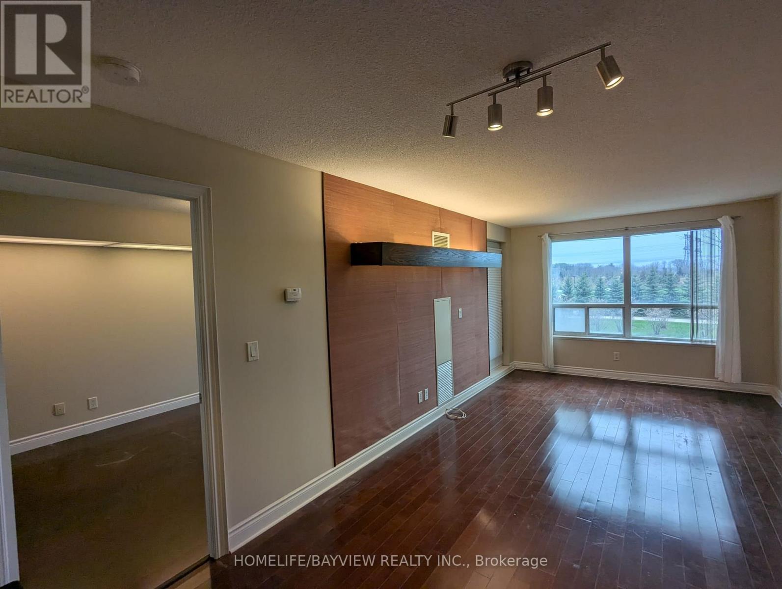211 - 37 Galleria Parkway, Markham, Ontario  L3T 0A5 - Photo 7 - N12007523
