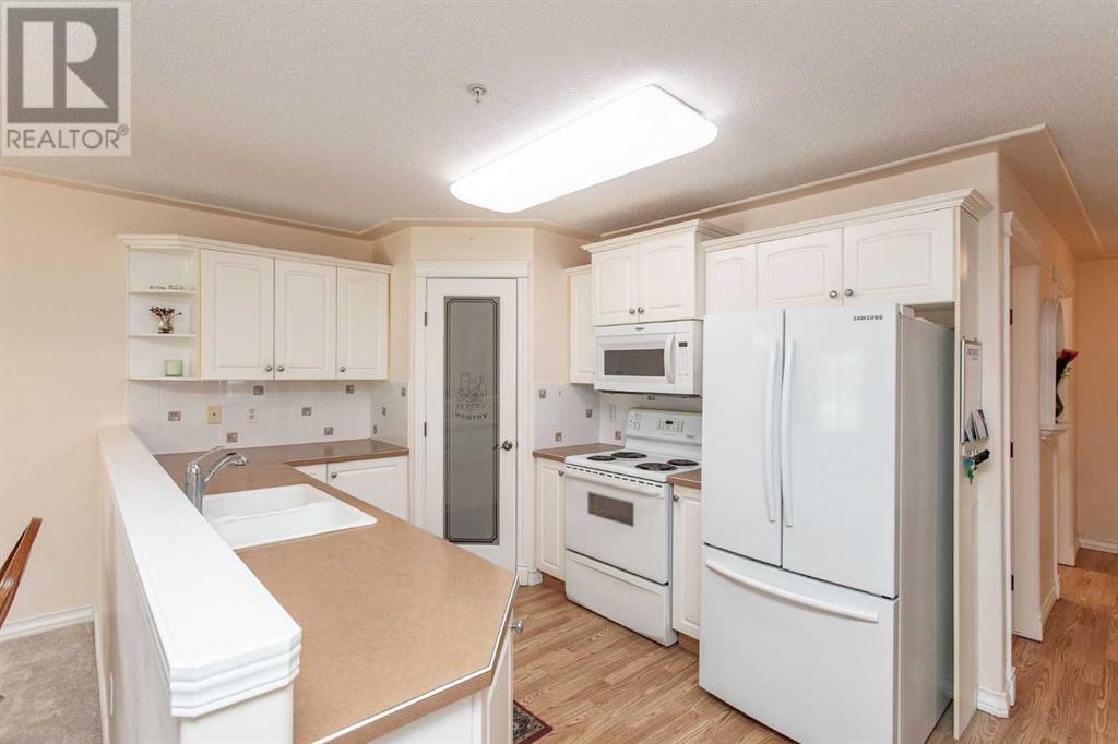 101, 4610 47a Avenue, Red Deer, Alberta  T4N 3R4 - Photo 9 - A2214553