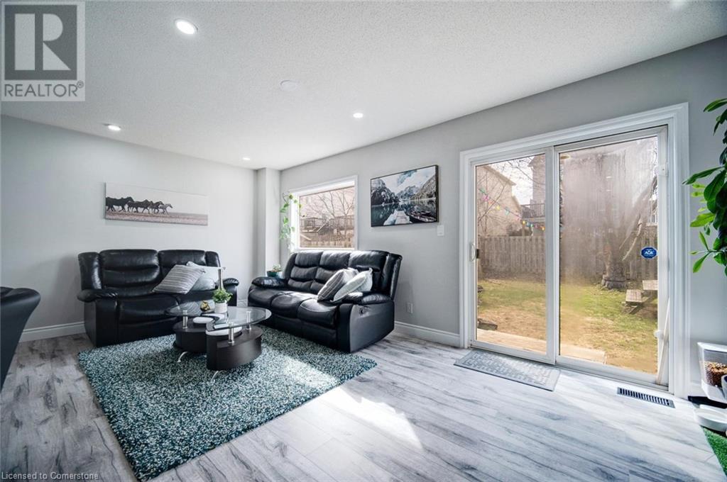 179 Henhoeffer Crescent, Kitchener, Ontario  N2E 4H1 - Photo 6 - 40725385