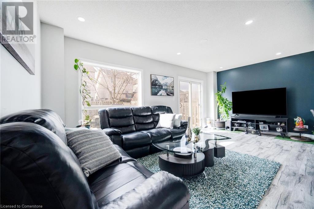 179 Henhoeffer Crescent, Kitchener, Ontario  N2E 4H1 - Photo 7 - 40725385