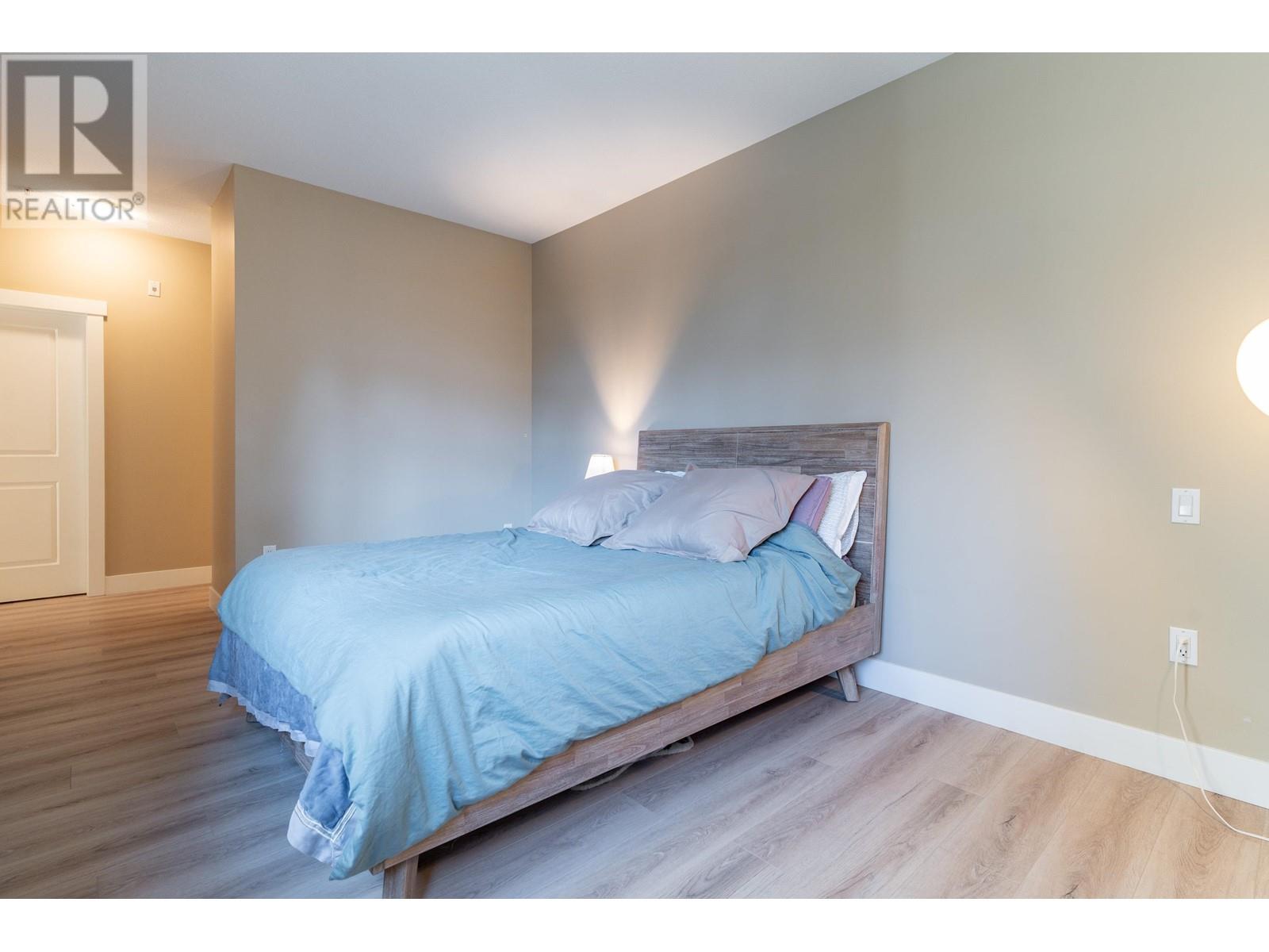 Listing Picture 22 of 33 : 301 4885 VALLEY DRIVE, Vancouver / 溫哥華 - 魯藝地產 Yvonne Lu Group - MLS Medallion Club Member