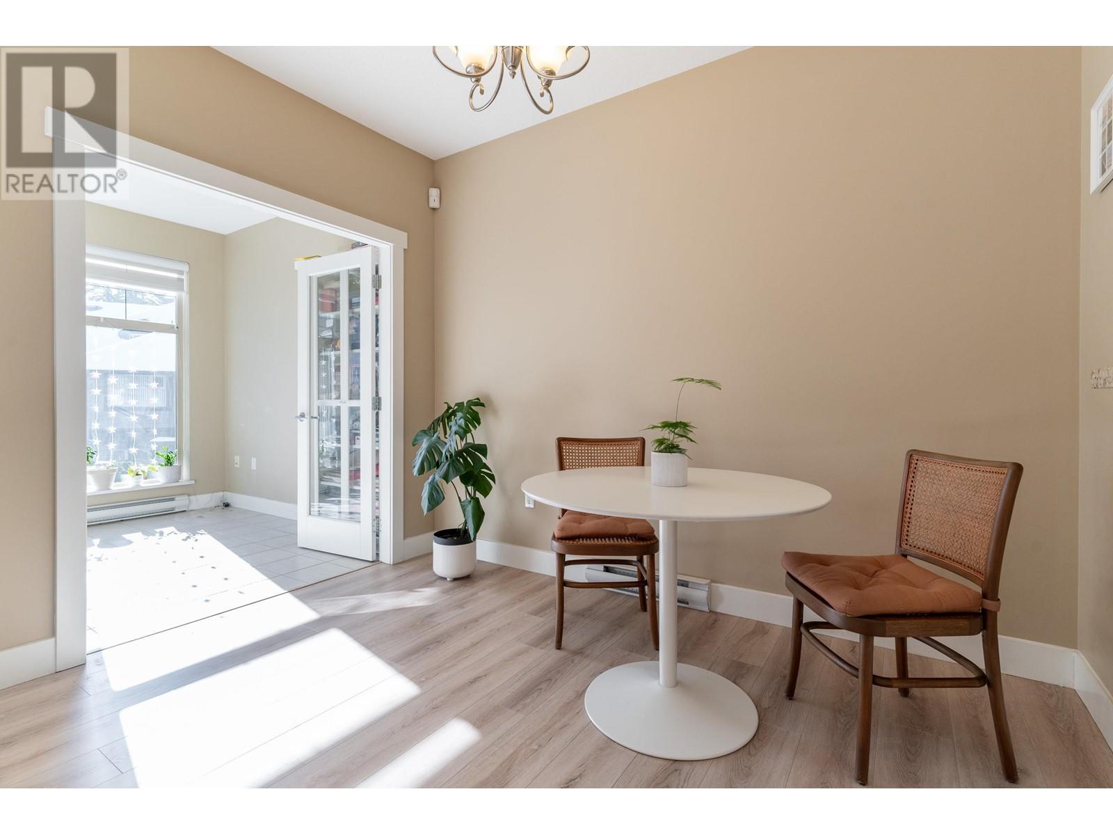 Listing Picture 13 of 33 : 301 4885 VALLEY DRIVE, Vancouver / 溫哥華 - 魯藝地產 Yvonne Lu Group - MLS Medallion Club Member