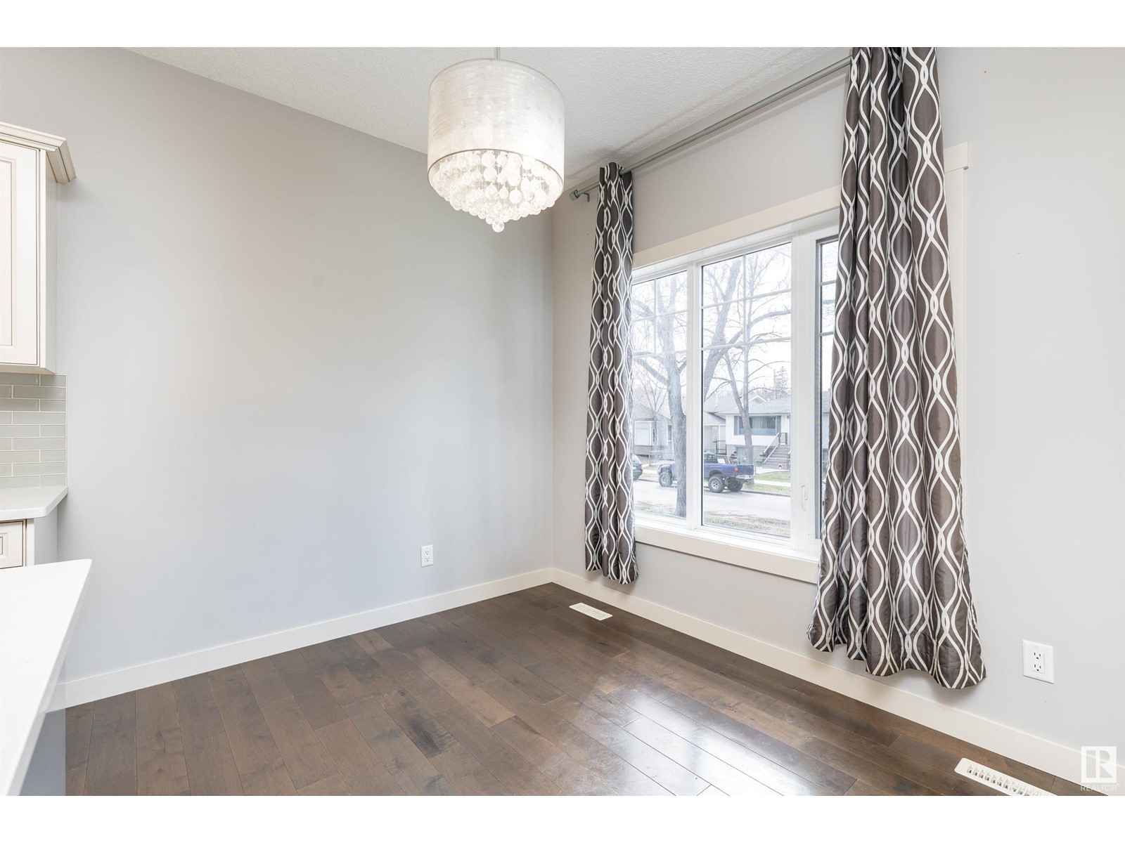 11931 88 St Nw, Edmonton, Alberta  T5B 3S2 - Photo 5 - E4434713