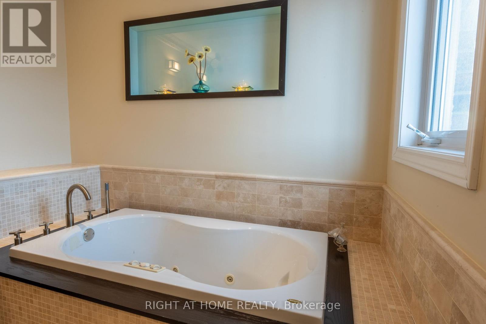 24 Malcolm Road, Toronto, Ontario  M4G 1X8 - Photo 24 - C12127174