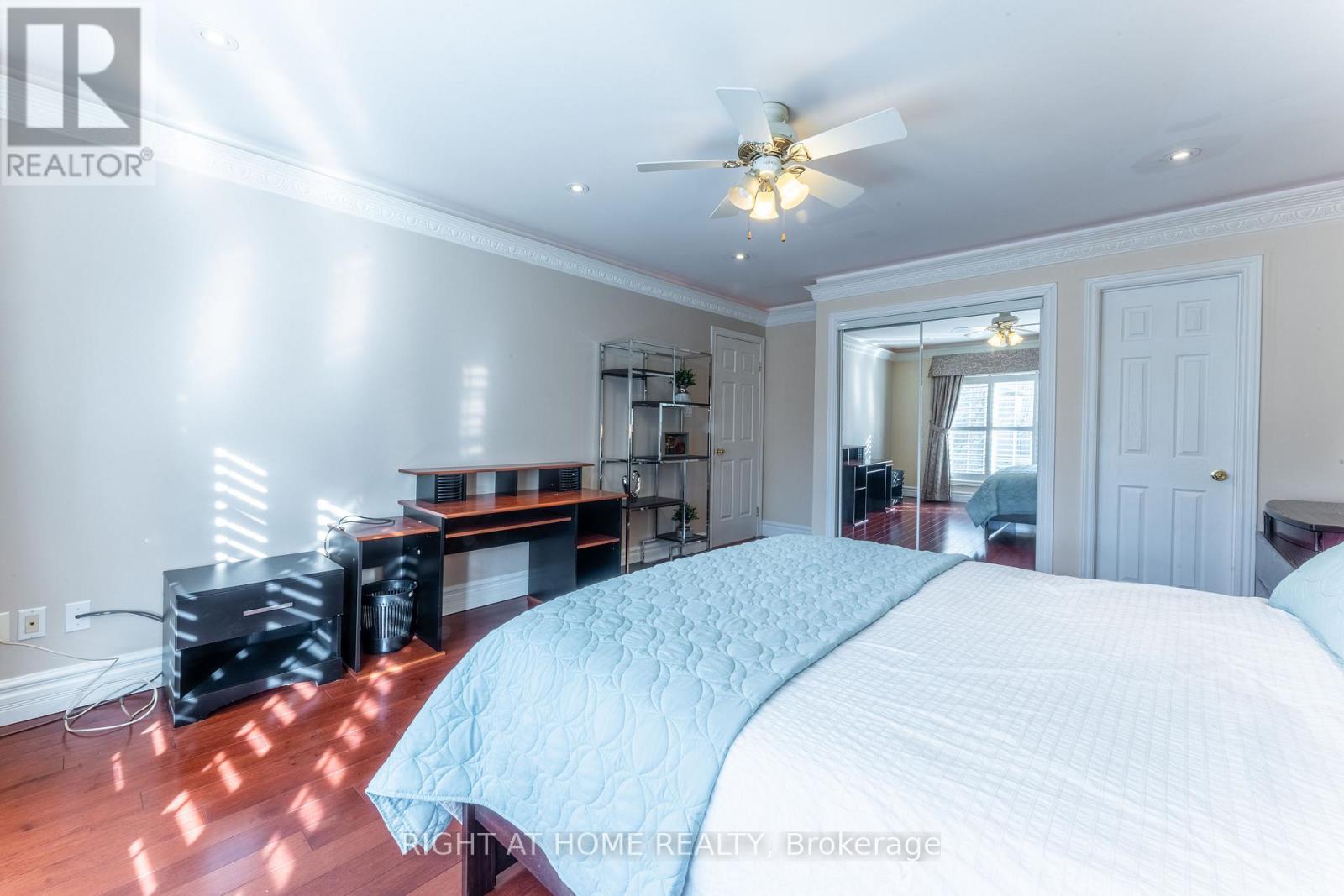 24 Malcolm Road, Toronto, Ontario  M4G 1X8 - Photo 30 - C12127174