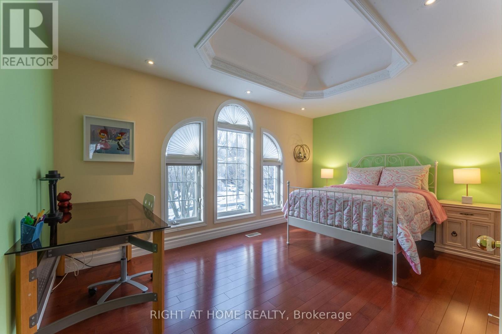 24 Malcolm Road, Toronto, Ontario  M4G 1X8 - Photo 33 - C12127174