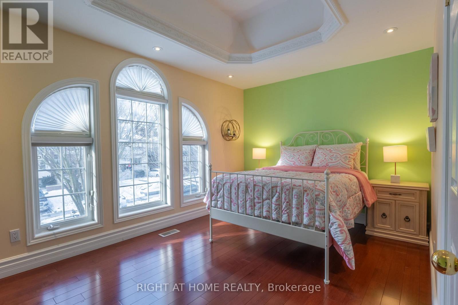 24 Malcolm Road, Toronto, Ontario  M4G 1X8 - Photo 36 - C12127174