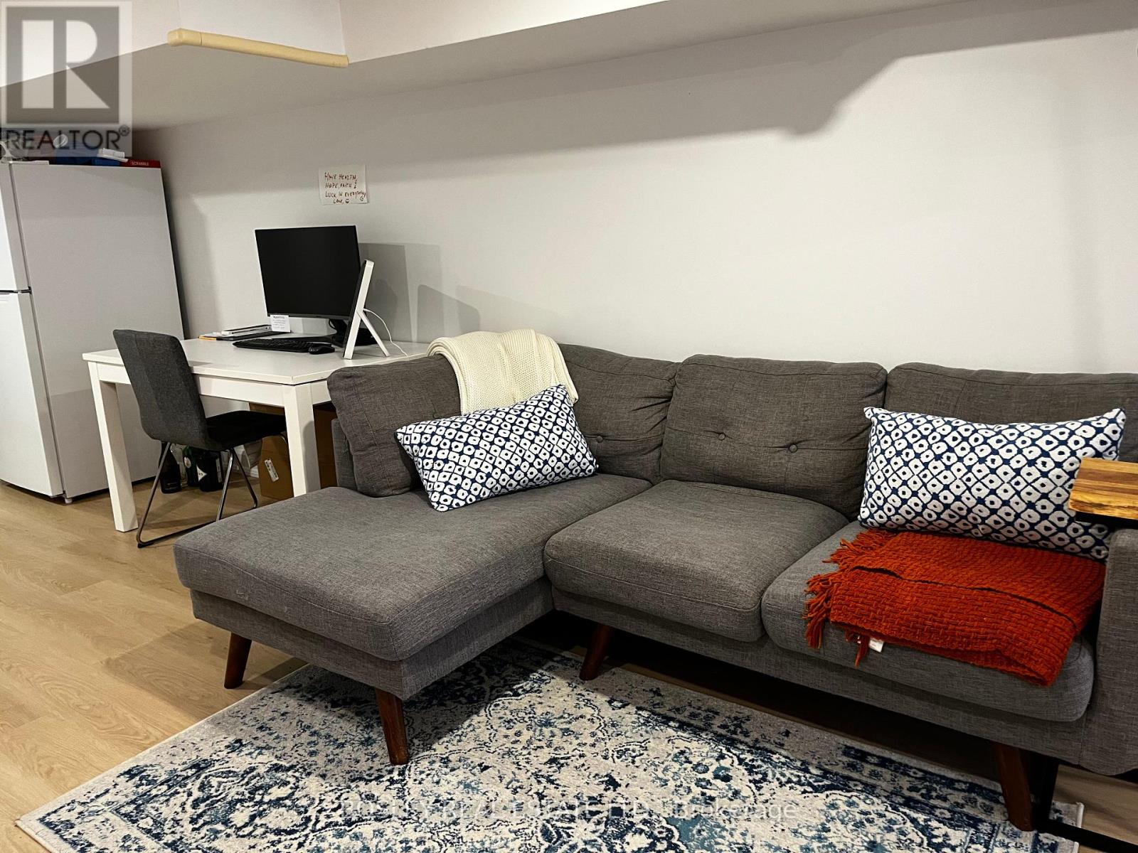 Lower - 519 Crawford Street, Toronto, Ontario  M6G 3J9 - Photo 6 - C12127202