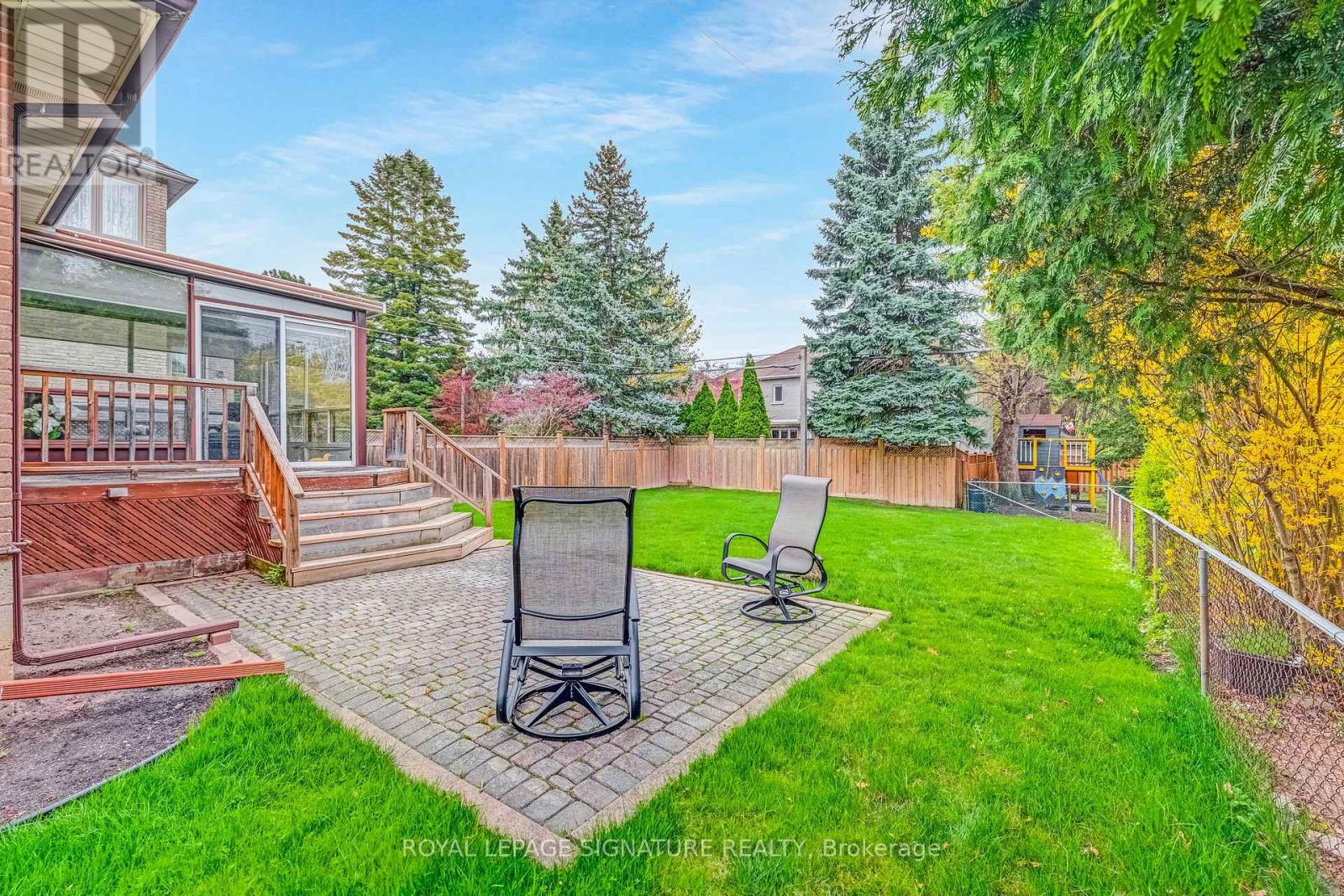 273 Dunview Avenue, Toronto, Ontario  M2N 4J4 - Photo 31 - C12127299