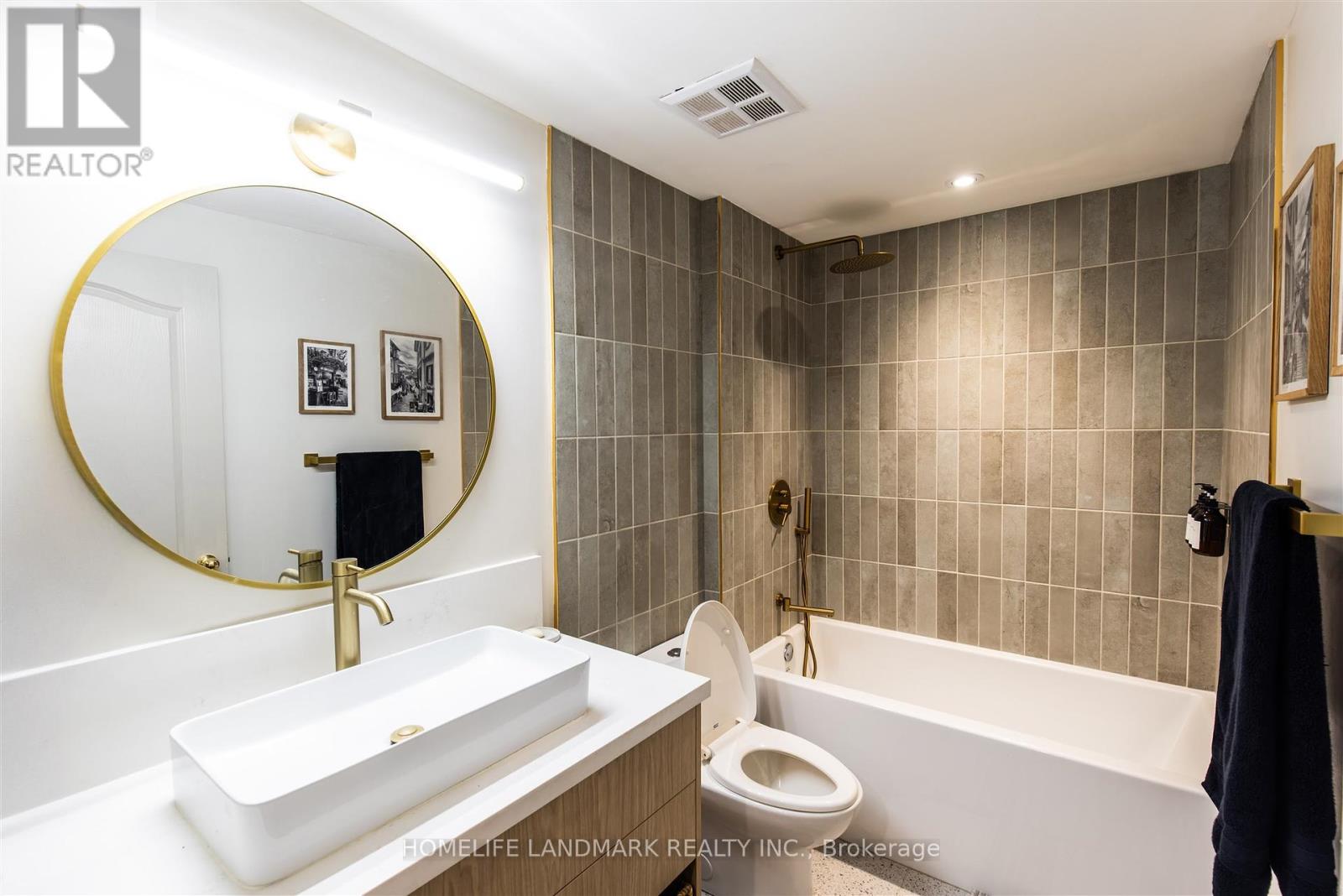 Property at 201 - 9 GREENBRIAR ROAD image 1