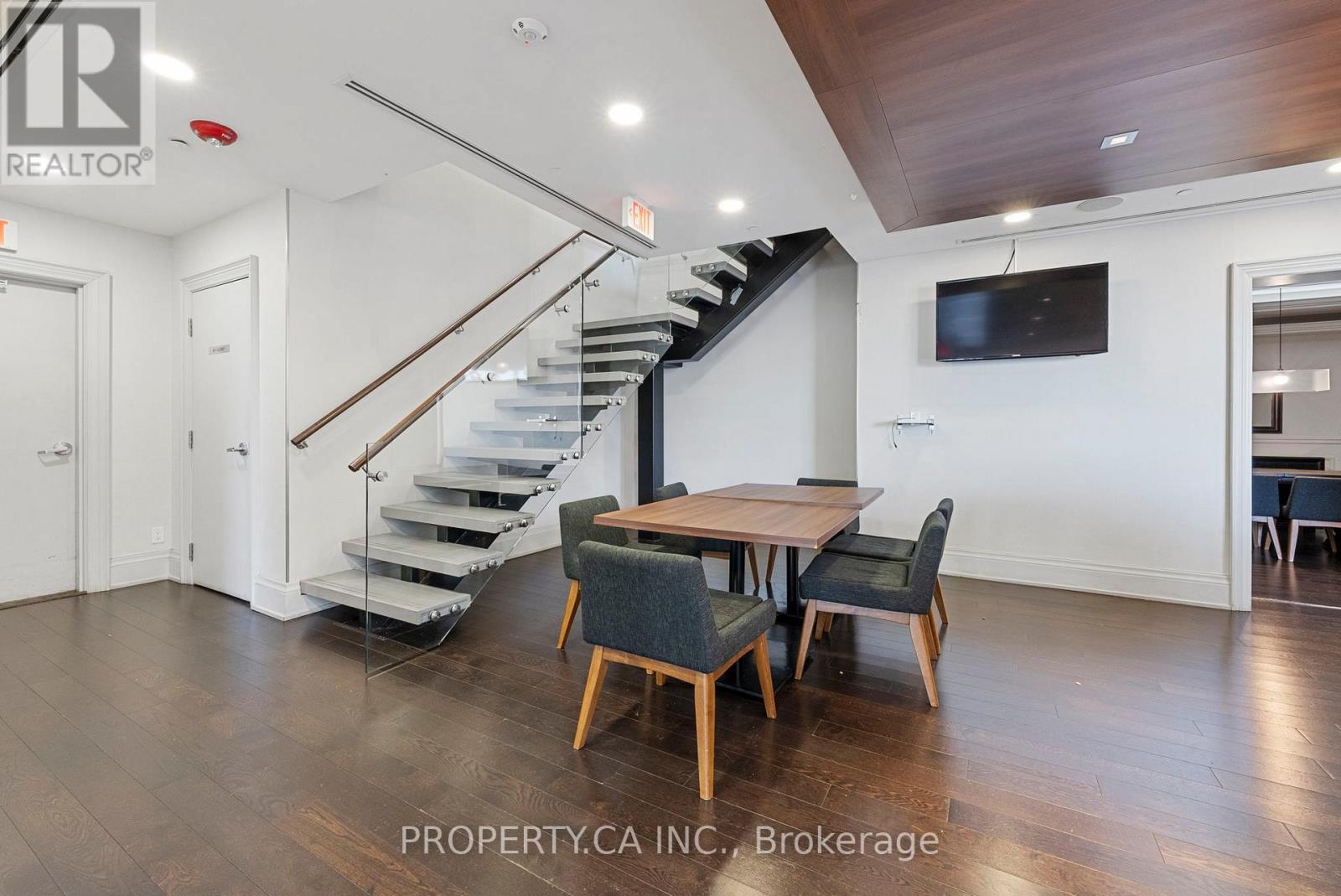 721 - 20 Bruyeres Mews, Toronto, Ontario  M5V 0G8 - Photo 25 - C12127345