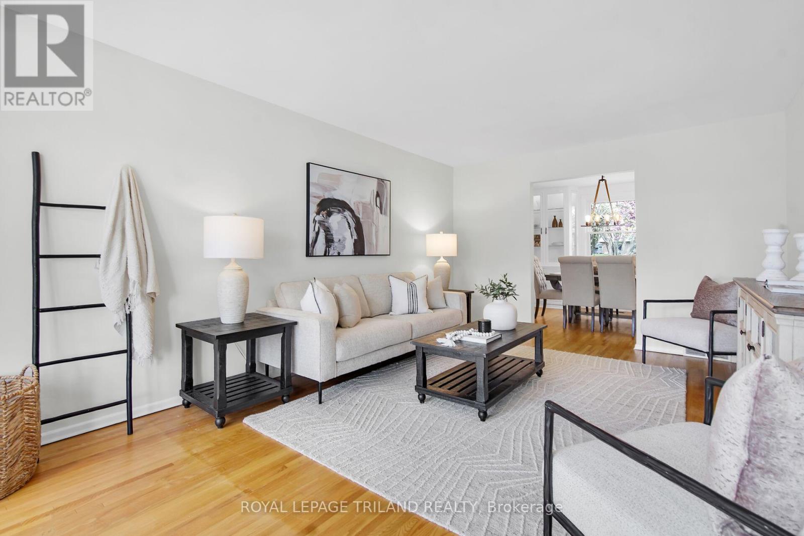 905 Fontaine Road, London North, Ontario  N6M 1K9 - Photo 2 - X12127529