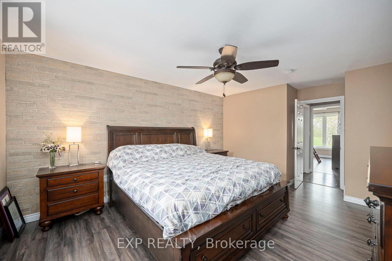 97 Kittridge Avenue E, Strathroy Caradoc, Ontario  N7G 2A9 - Photo 17 - X12127553