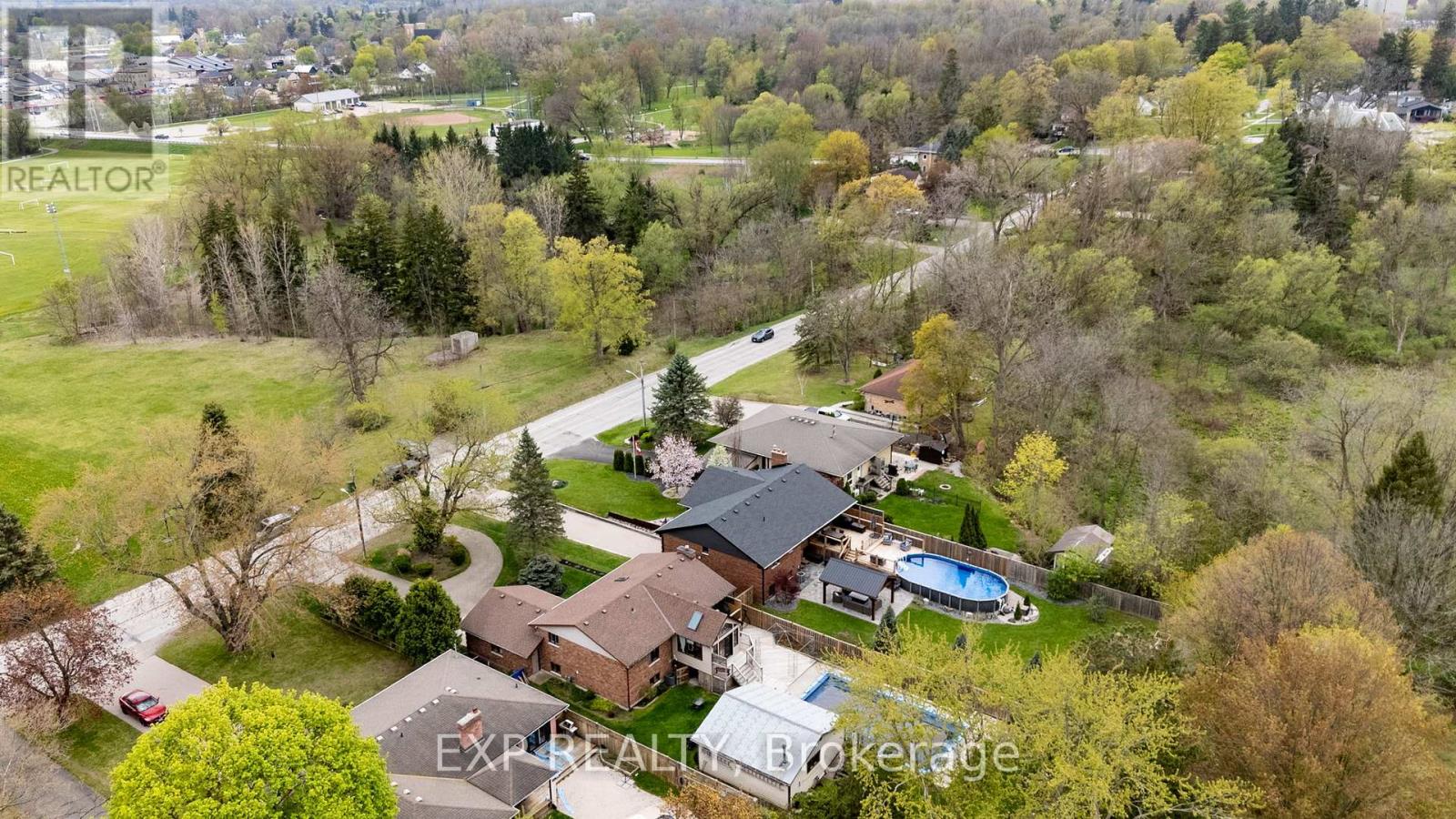 Property at 97 KITTRIDGE AVENUE E image 3