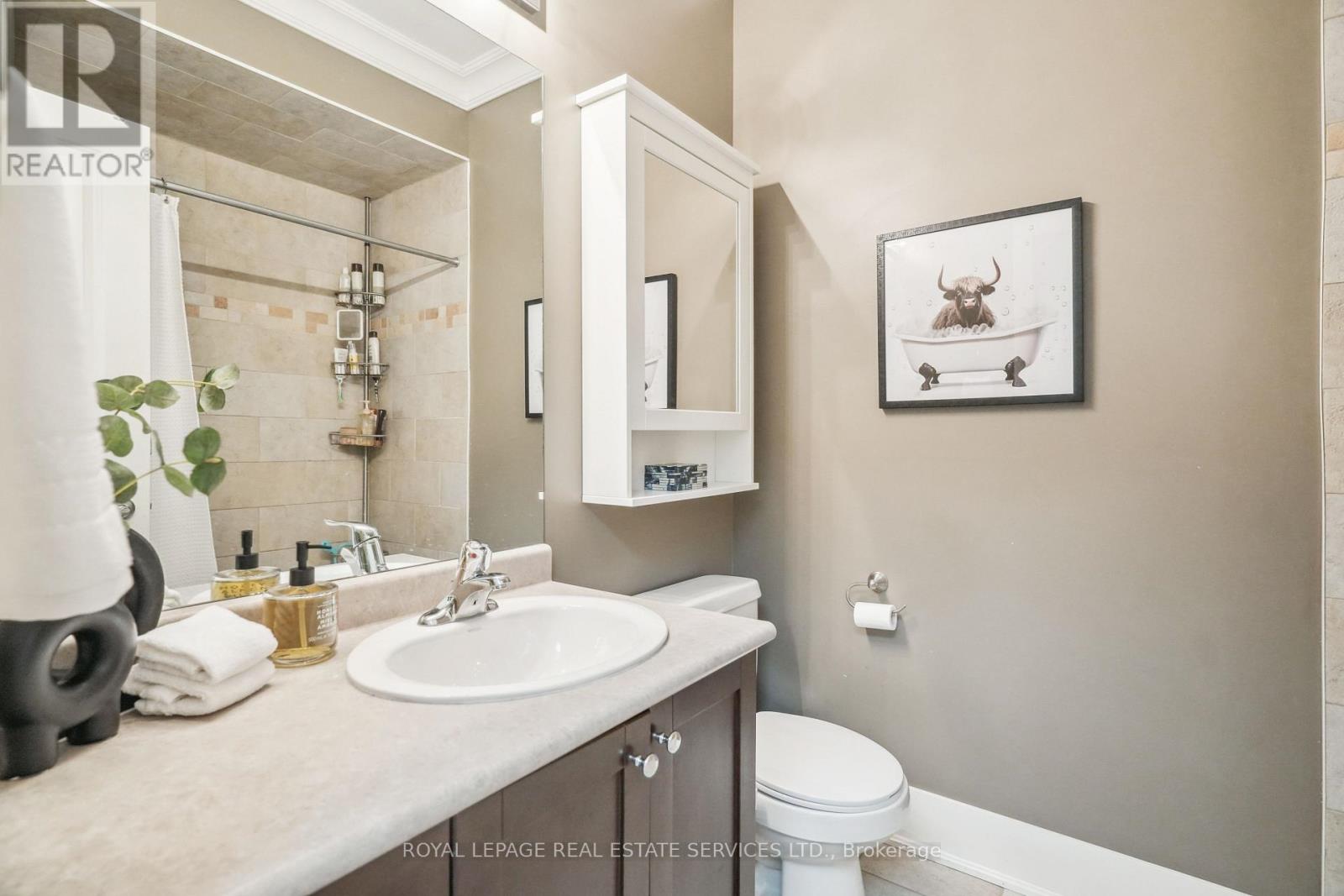 119 Florence Street, Toronto, Ontario  M6K 1P4 - Photo 15 - C12127429
