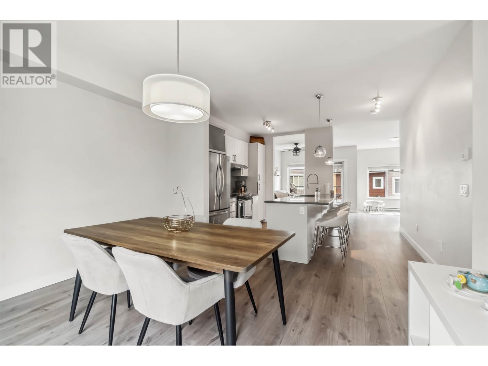 8 1219 Burke Mountain Street, Coquitlam, British Columbia  V3B 3H6 - Photo 11 - R2998199