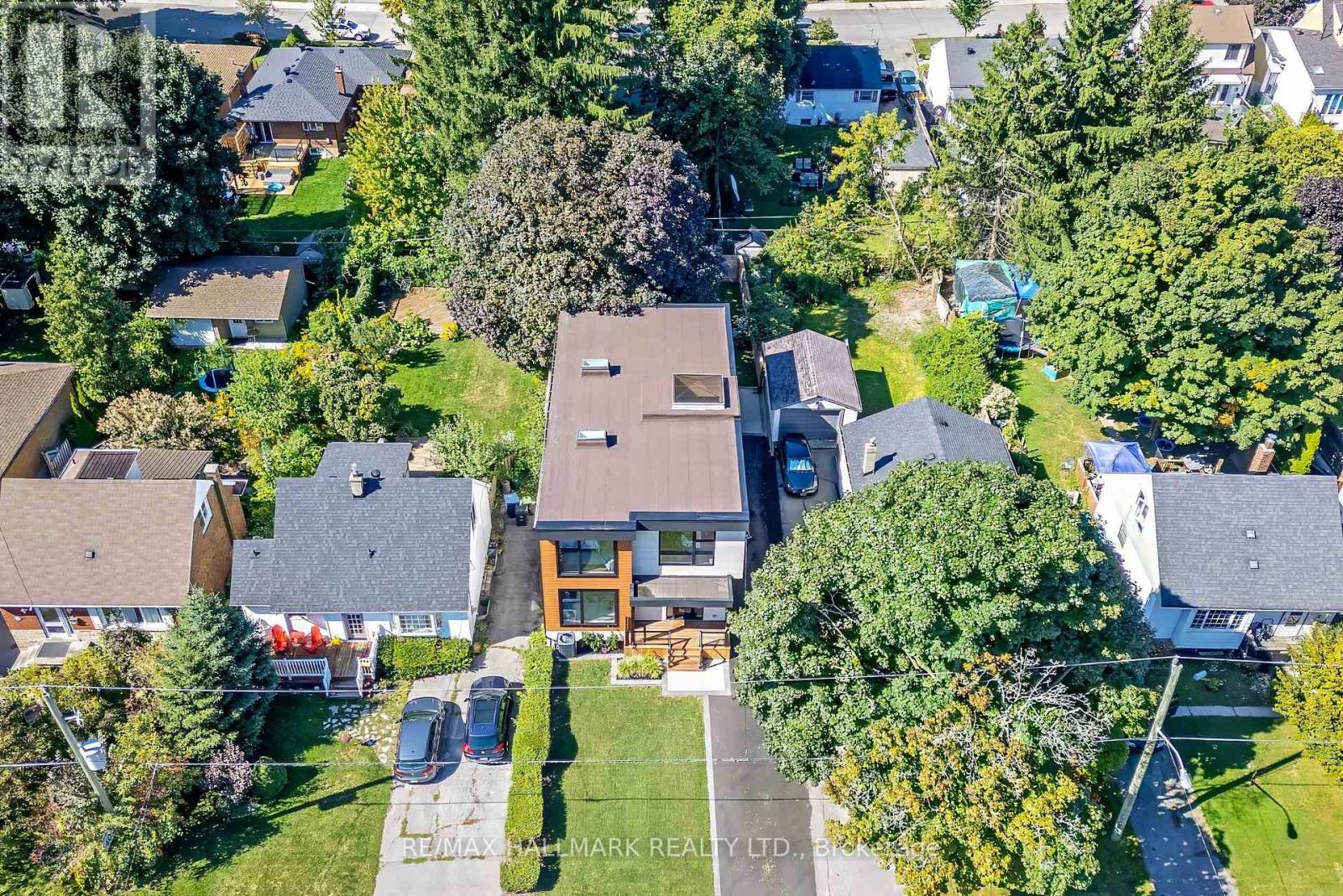 Property at 68 HAREWOOD AVENUE image 2