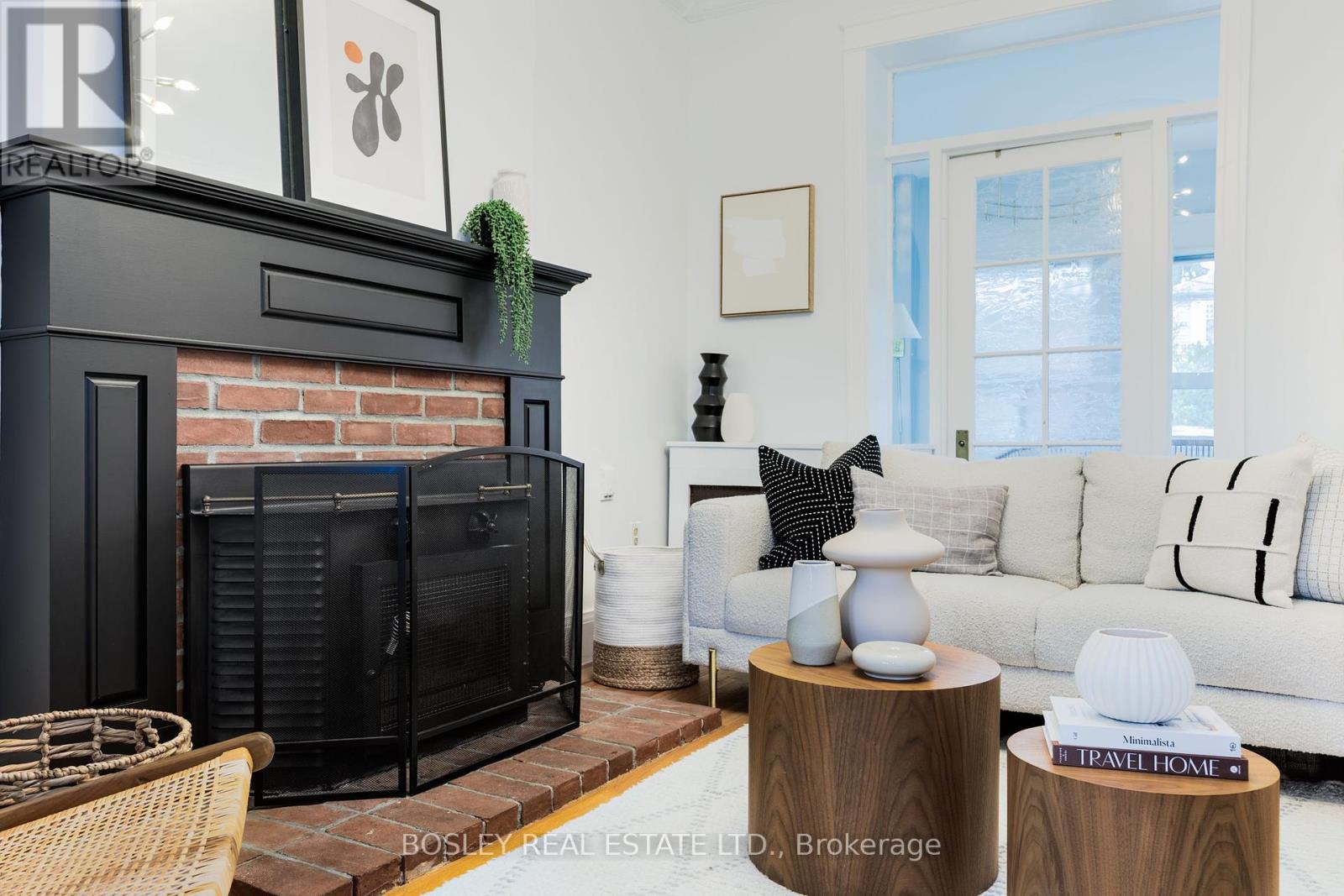 185 Courcelette Road, Toronto (Birchcliffe-Cliffside), Ontario  M1N 2T1 - Photo 3 - E12127266