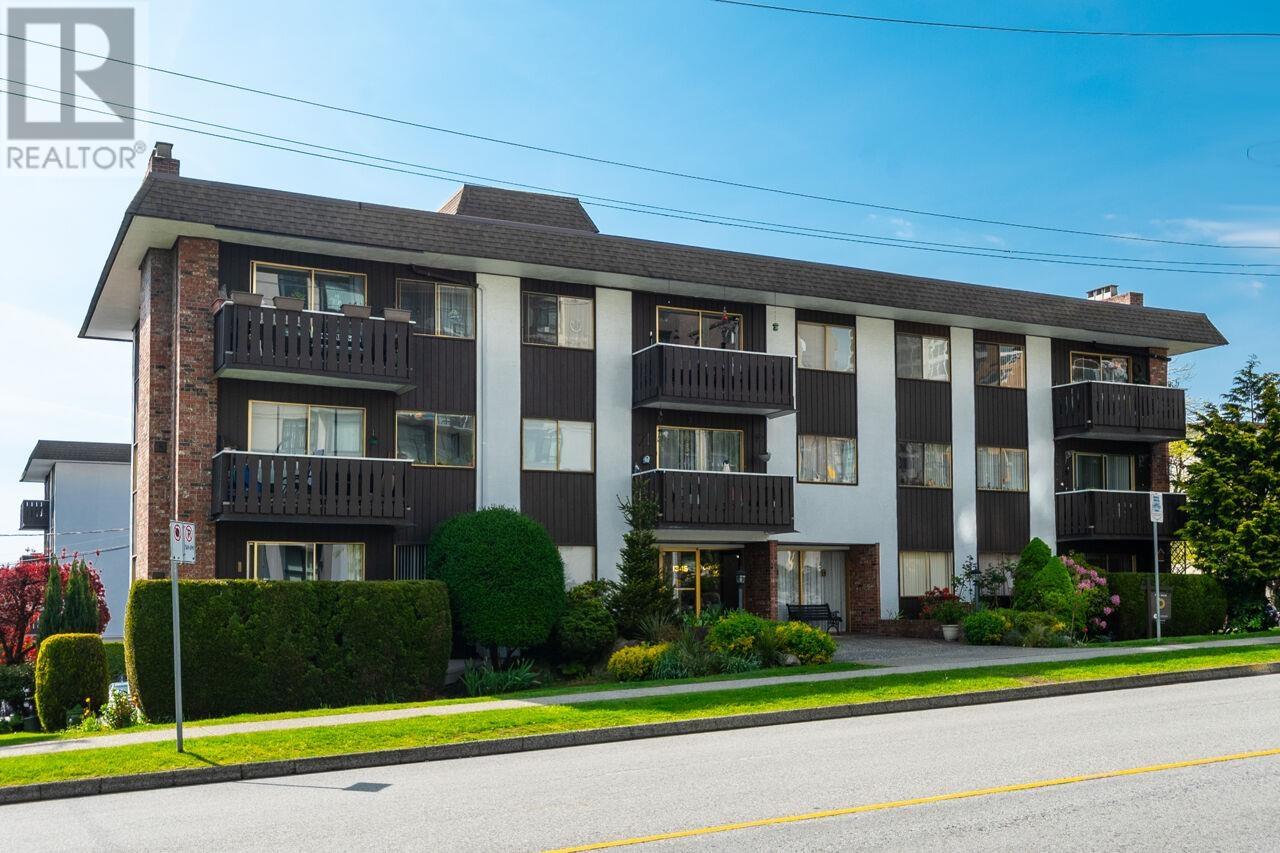 114 1345 Chesterfield Avenue, North Vancouver, British Columbia  V7M 2N1 - Photo 1 - R2998737