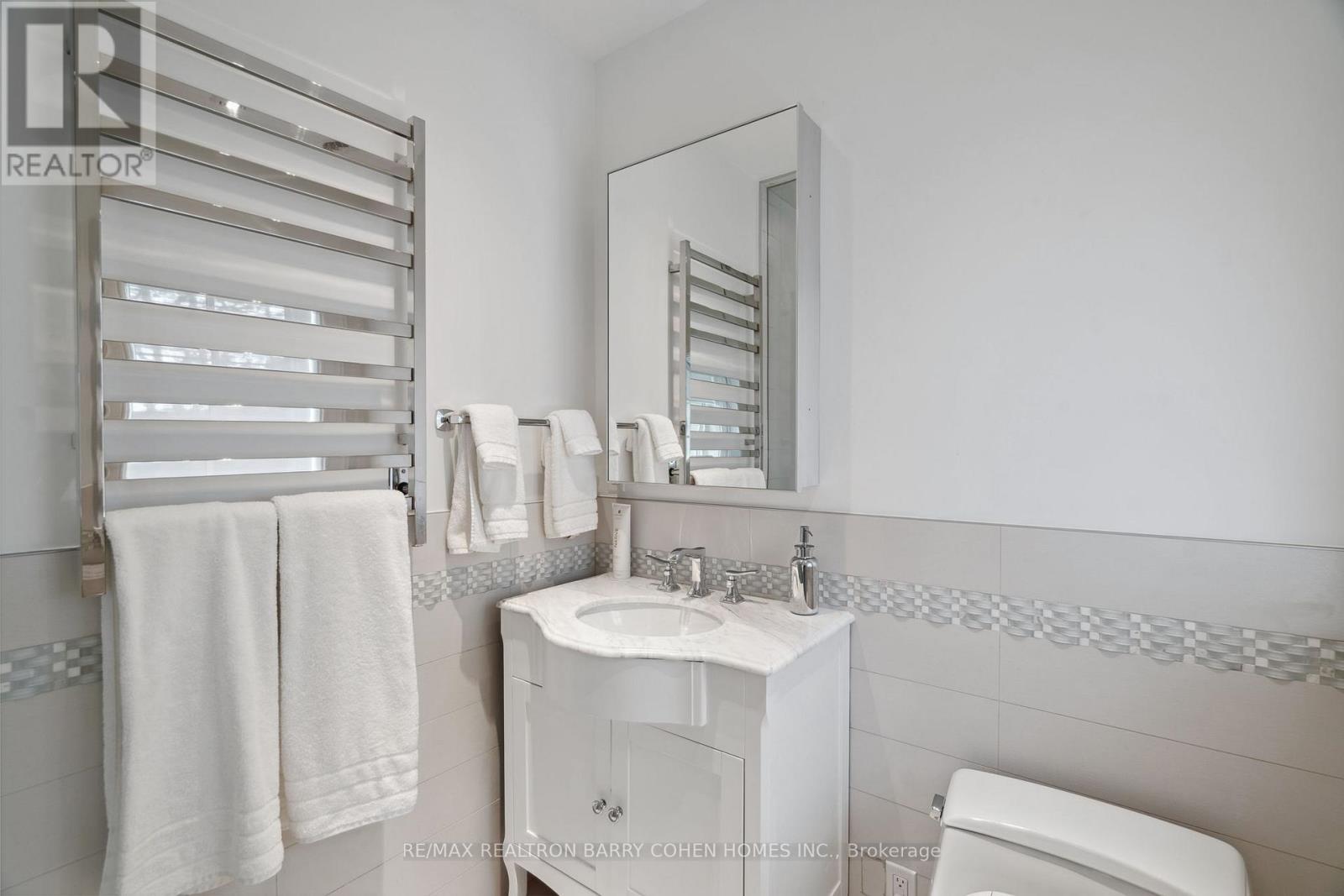 15 Park Lane Circle, Toronto, Ontario  M3B 1Z8 - Photo 27 - C12120460