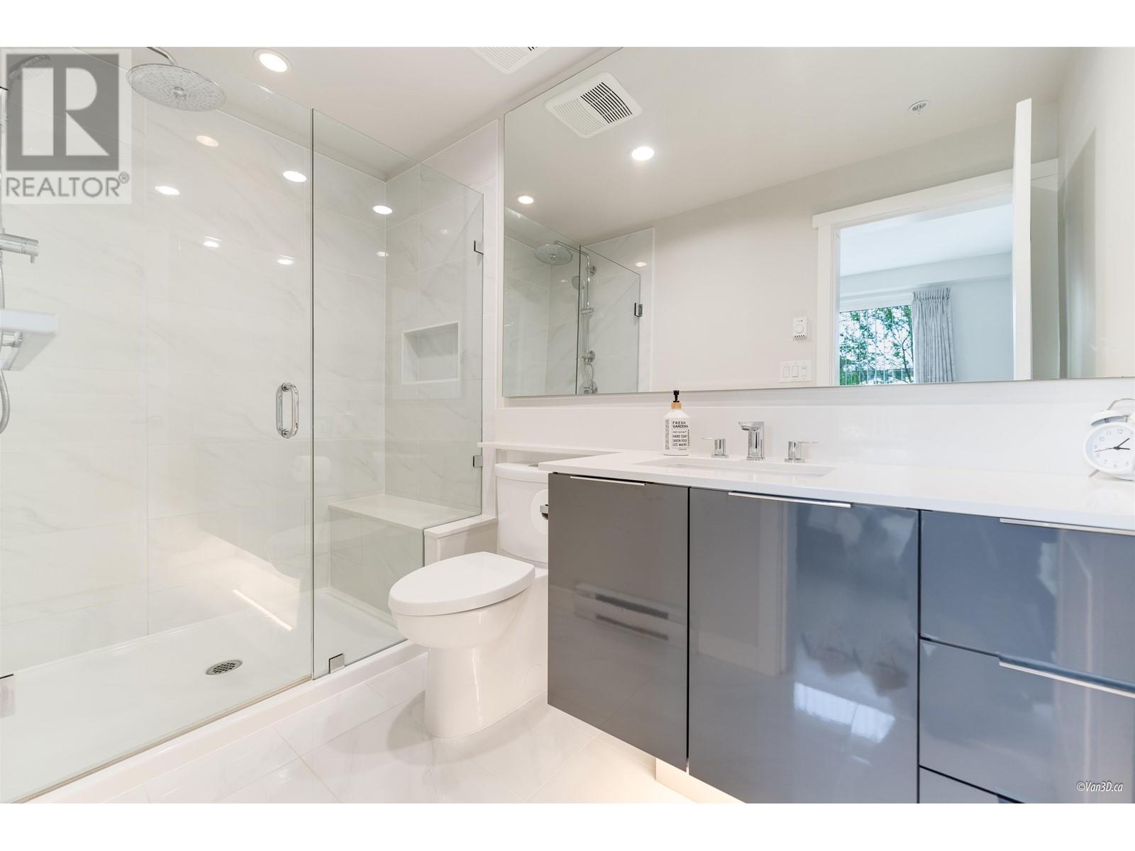 104 3096 Windsor Gate, Coquitlam, British Columbia  V3B 0P4 - Photo 18 - R2998752
