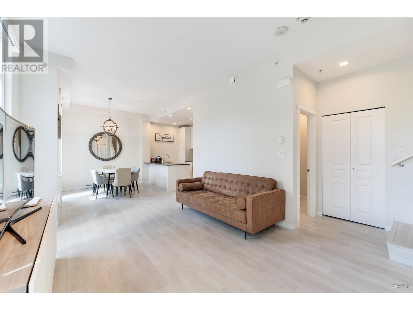 104 3096 Windsor Gate, Coquitlam, British Columbia  V3B 0P4 - Photo 8 - R2998752