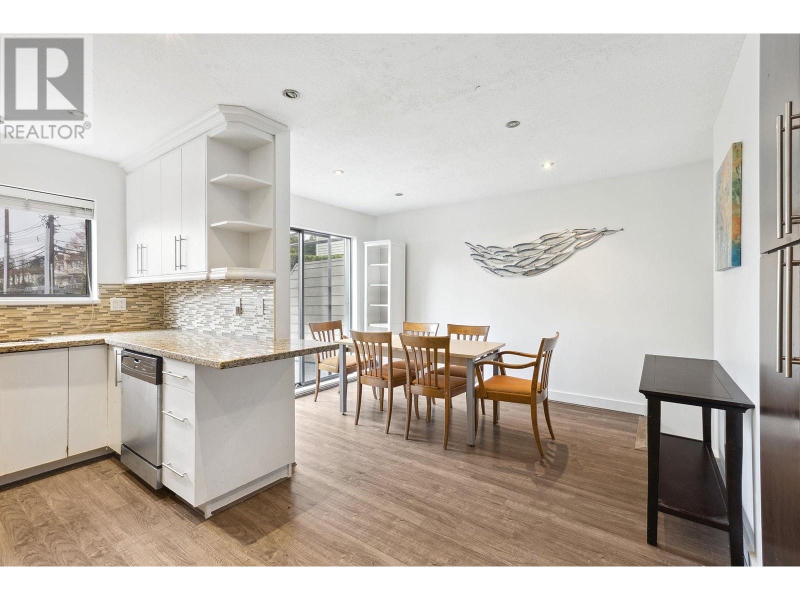 311 St. Andrews Avenue, North Vancouver, British Columbia  V7L 4P5 - Photo 6 - R2998773