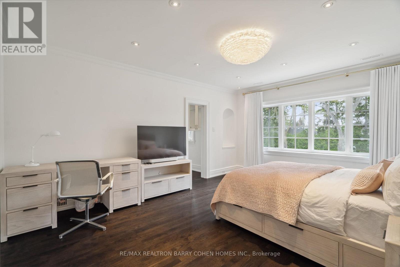 15 Park Lane Circle, Toronto, Ontario  M3B 1Z8 - Photo 25 - C12120460