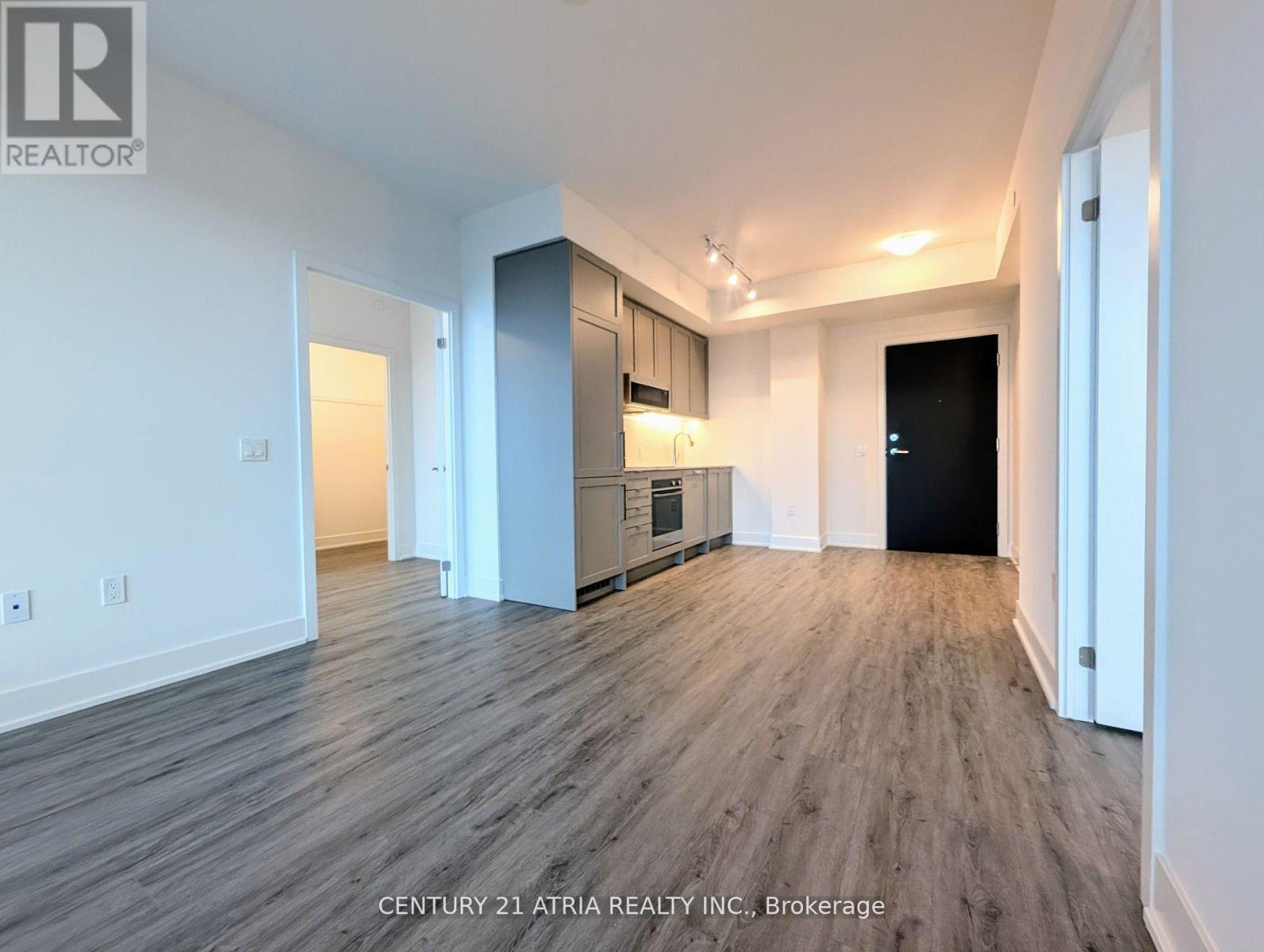 Property at 808 - 250 LAWRENCE AVENUE image