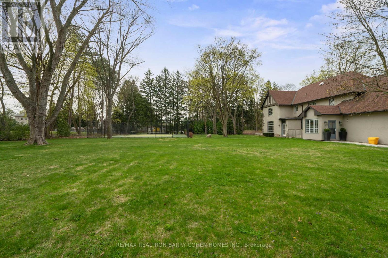 15 Park Lane Circle, Toronto, Ontario  M3B 1Z8 - Photo 35 - C12120460