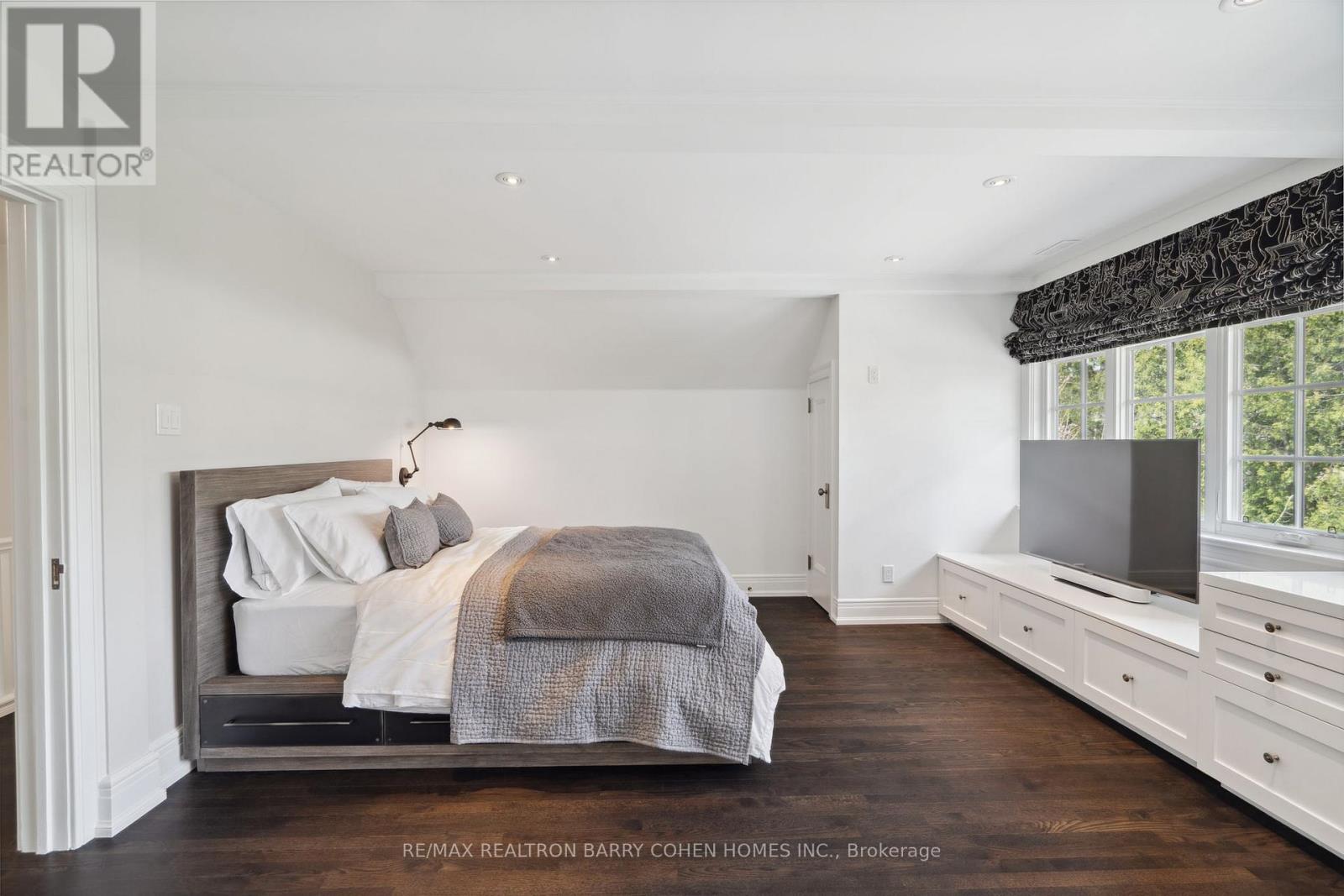15 Park Lane Circle, Toronto, Ontario  M3B 1Z8 - Photo 21 - C12120460