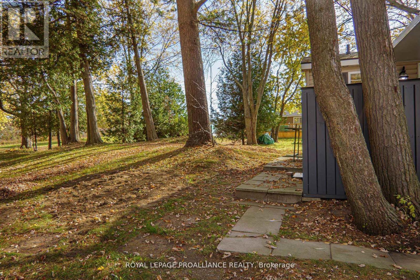 486 County Rd 18-3 Park Meadow Lane, Prince Edward County, Ontario  K8V 1P0 - Photo 7 - X12112284