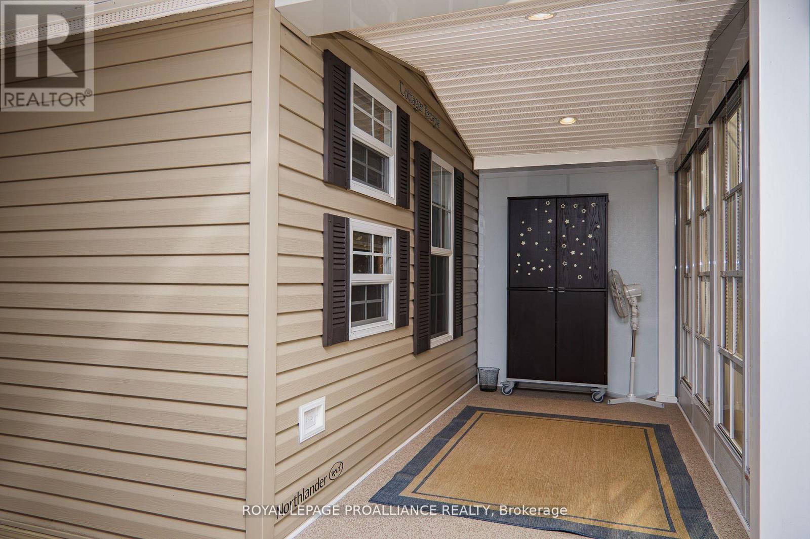 486 County Rd 18-3 Park Meadow Lane, Prince Edward County, Ontario  K8V 1P0 - Photo 24 - X12112284