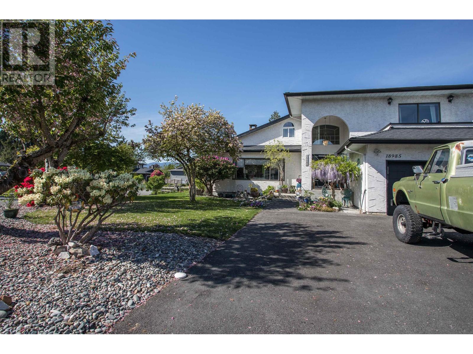 18985 119b Avenue, Pitt Meadows, British Columbia  V3Y 1X4 - Photo 39 - R2998770