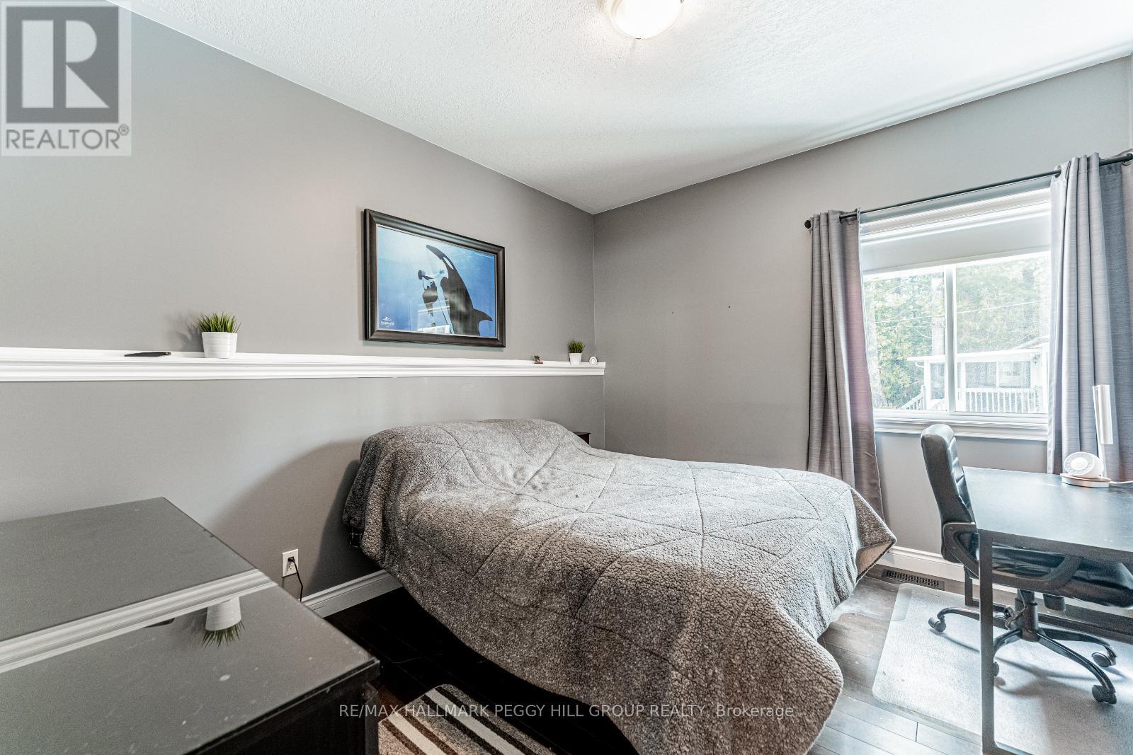 3213 Beach Avenue, Innisfil, Ontario  L9S 2K6 - Photo 13 - N12127188