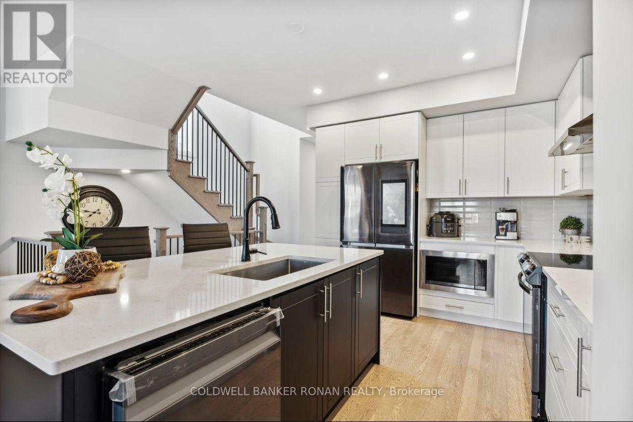 22 Kiernan Crescent N, New Tecumseth, Ontario  L9R 0V3 - Photo 10 - N12127352