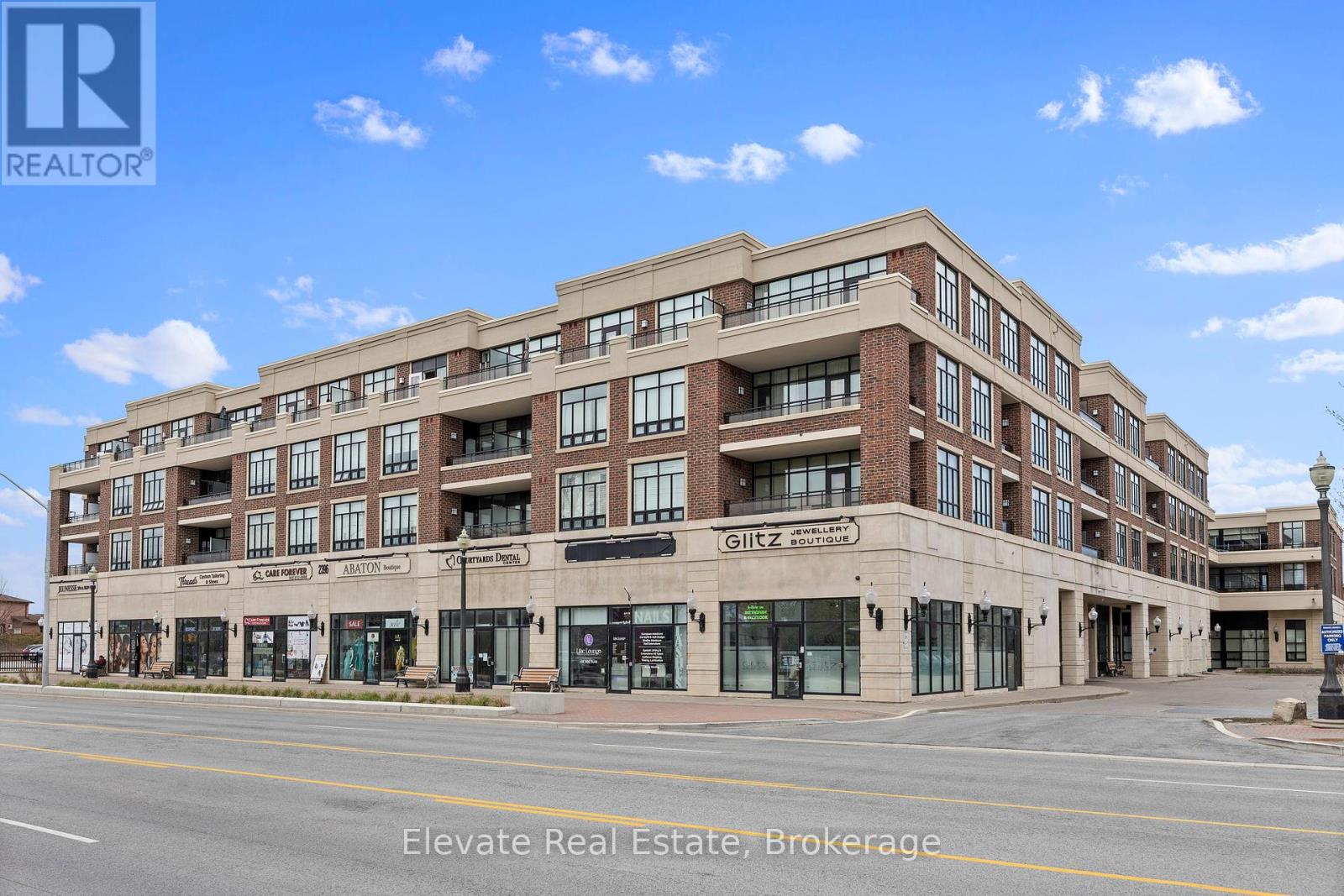 322 - 2396 MAJOR MACKENZIE DRIVE, Vaughan, Ontario