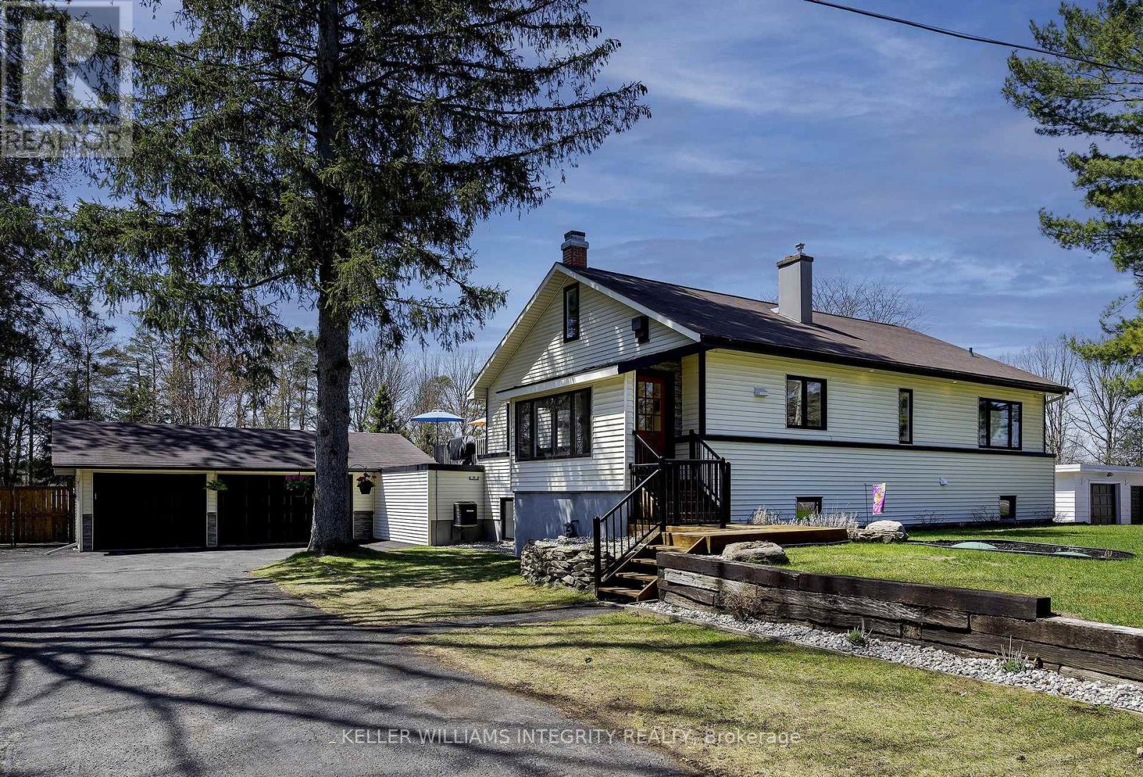 1040 MANOTICK STATION ROAD, Ottawa, Ontario