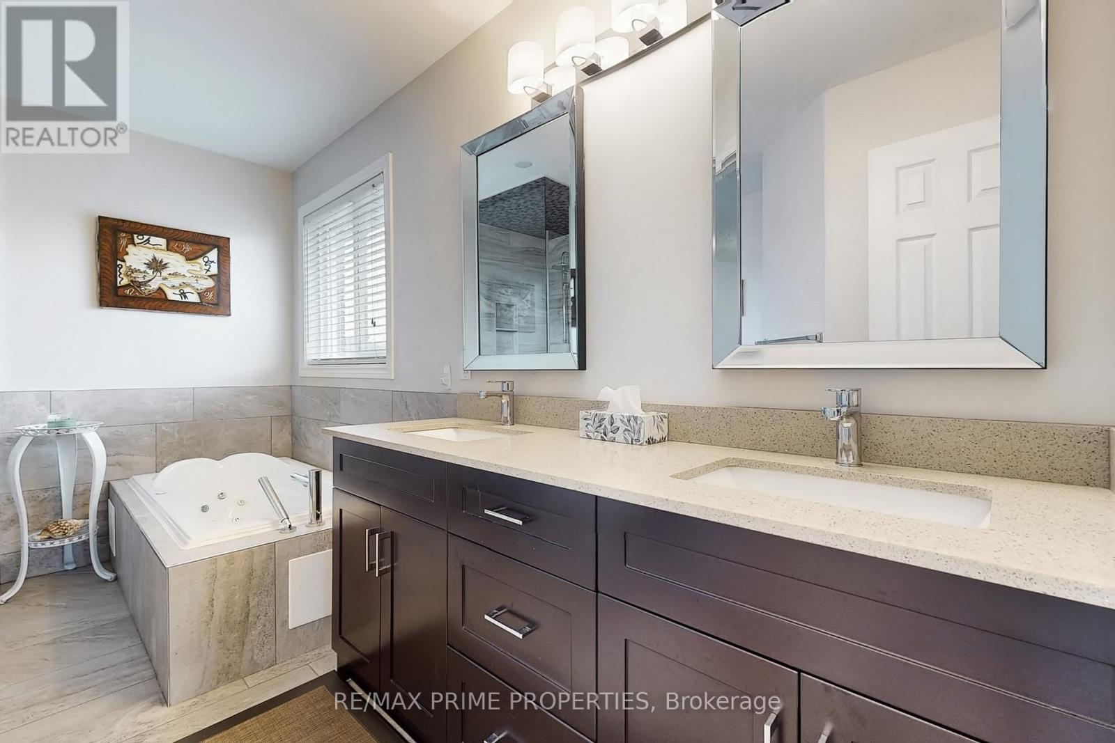 947 Booth Avenue, Innisfil, Ontario  L9S 0A5 - Photo 14 - N12127504