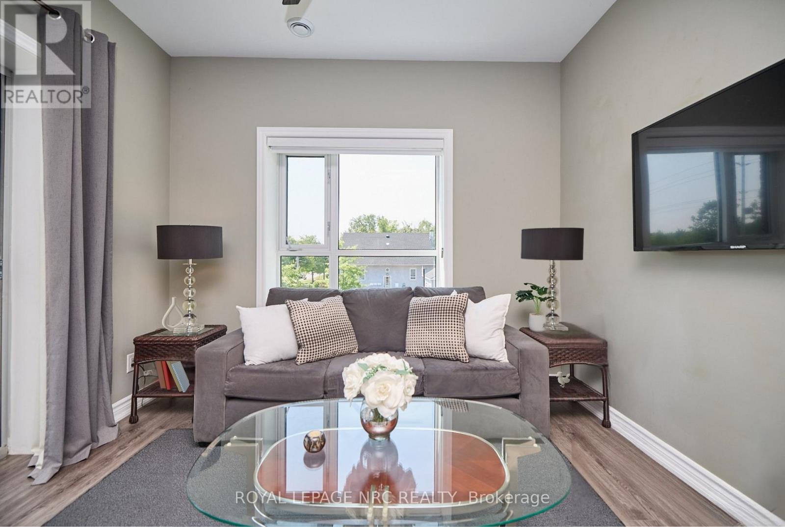 211 - 529 South Pelham Road, Welland, Ontario  L3C 0H7 - Photo 15 - X12127537