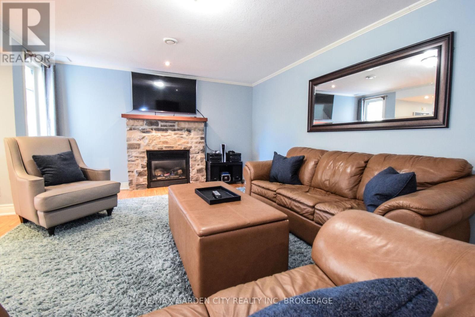 273 Canboro Road, Pelham (Fonthill), Ontario  L0S 1M0 - Photo 27 - X12127581
